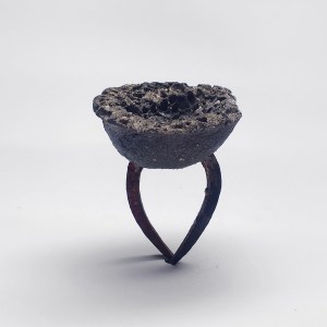 4_Marilena Karagkiozi, Alien grape, ring, anello - Menzione speciale AGC Gioielli in Fermento 2016