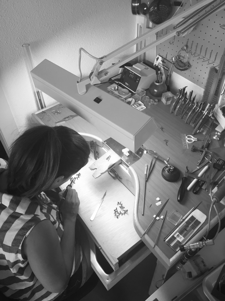 ortiz-_esther-ortiz-villajos-at-the-bench